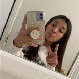 Meet your Posher, Maya